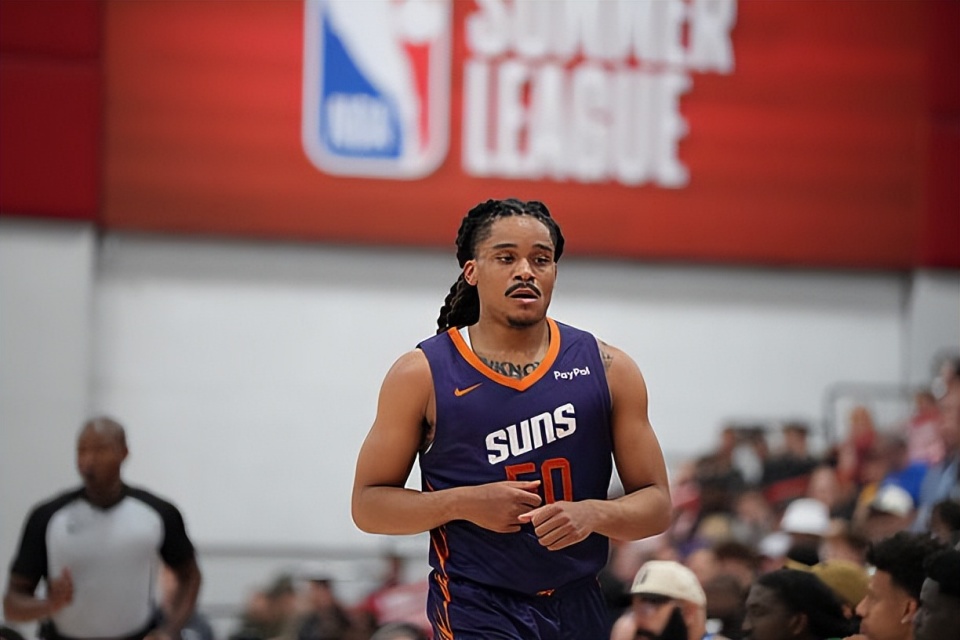 科林斯出生, 三分命中率, 他也是在十