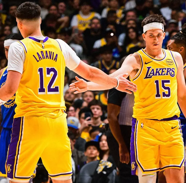 场比赛中已, 里的